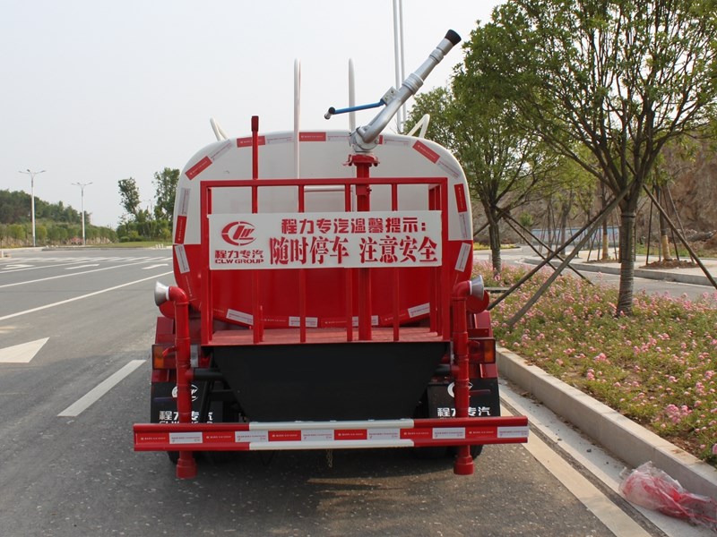 福田灑水車︱5噸灑水車圖片