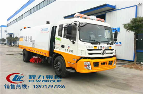 東風(fēng)新款D913掃路車|9噸掃路車