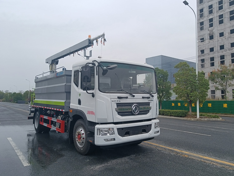 東風(fēng)D9免稅的鐵路抑塵車--12噸降塵灑水車_大同煤場(chǎng)抑塵灑水車_運(yùn)煤抑塵劑固化劑噴灑