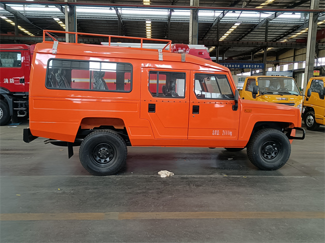 小型皮卡器材消防車_2噸四驅越野消防灑水車_河北山西_北汽四驅越野消防裝備車_北汽吉普四驅森林防火巡邏車