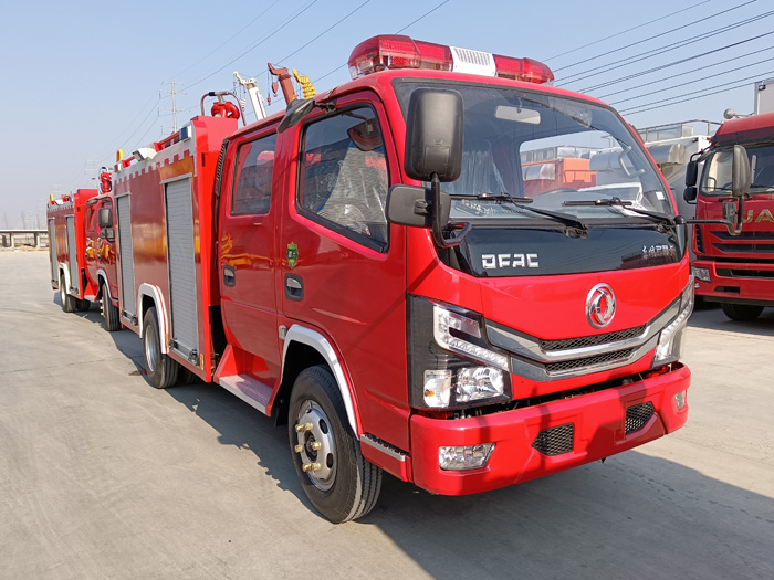 5噸消防灑水車_民用小型消防車_1.5-3.5噸水罐消防車現(xiàn)車價格